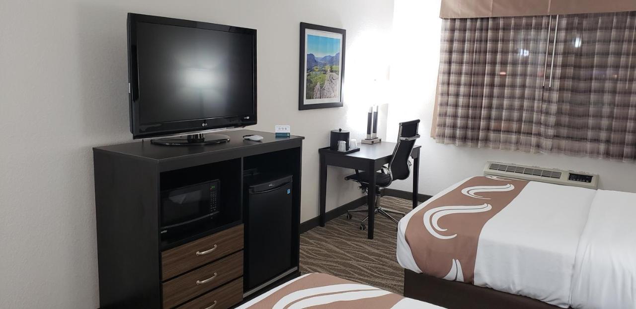 Quality & Hotel 3*