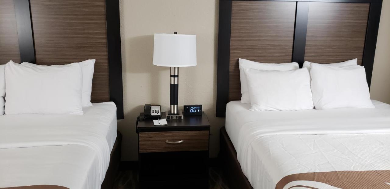 Quality & Hotel 3*